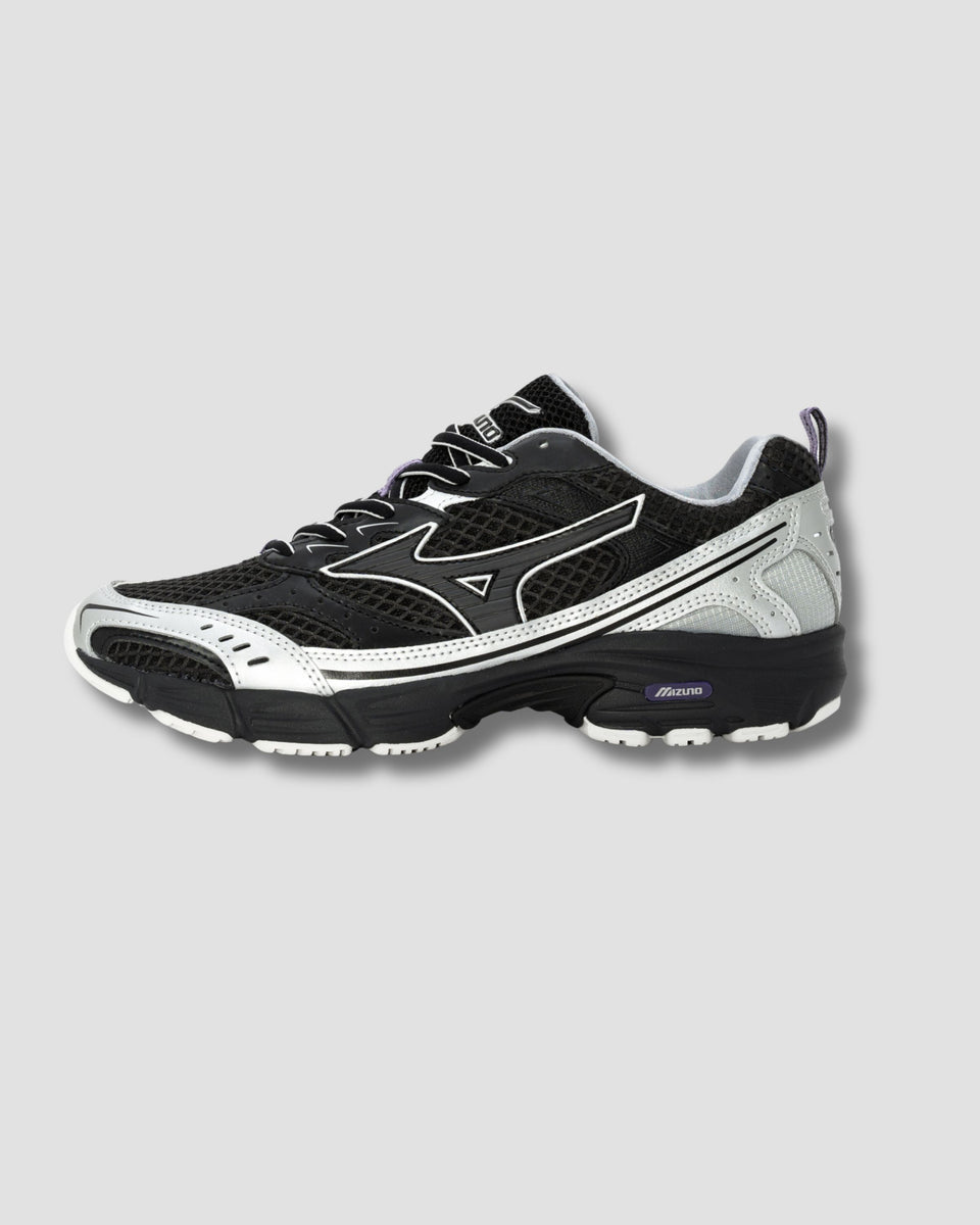 Mizuno MXR Black/Black Sand – LAKH - Main Image