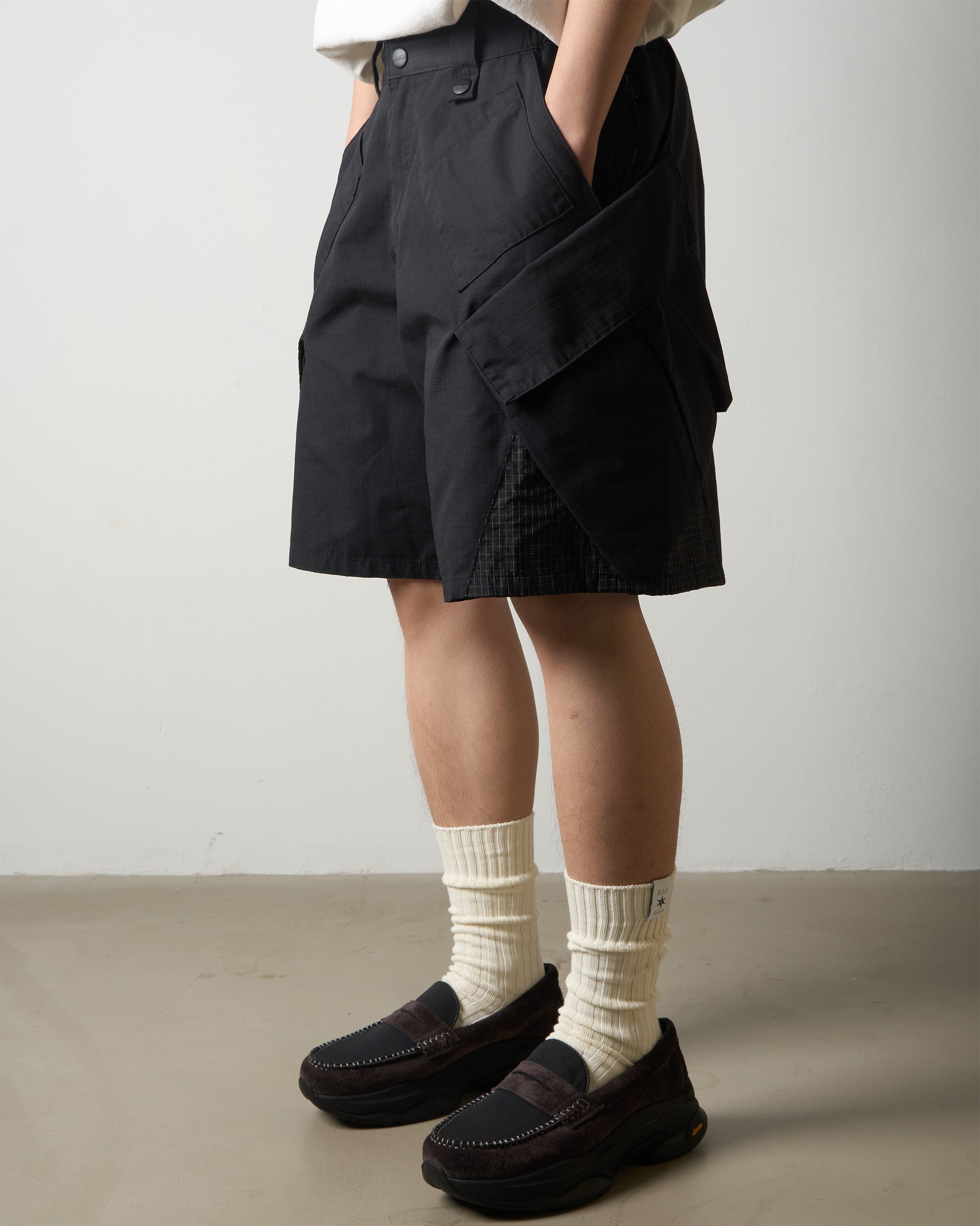 Big Pocket In Pockets Ripstop Cargo Shorts - Black